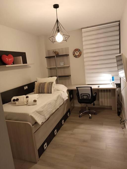 ¡Al Lado De La Clinica Oftalmologica Vega! Apartment Oviedo Exterior photo